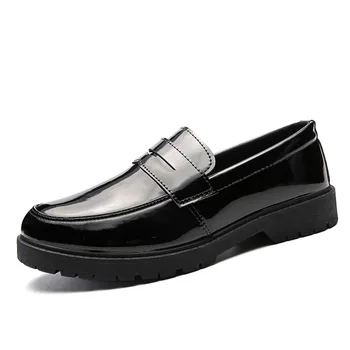 2020 jarné pánske topánky prírodná koža značky módny trend nepremokavé non-slip bežné jednoduché čierne topánky bez šnúrok mokasíny 2